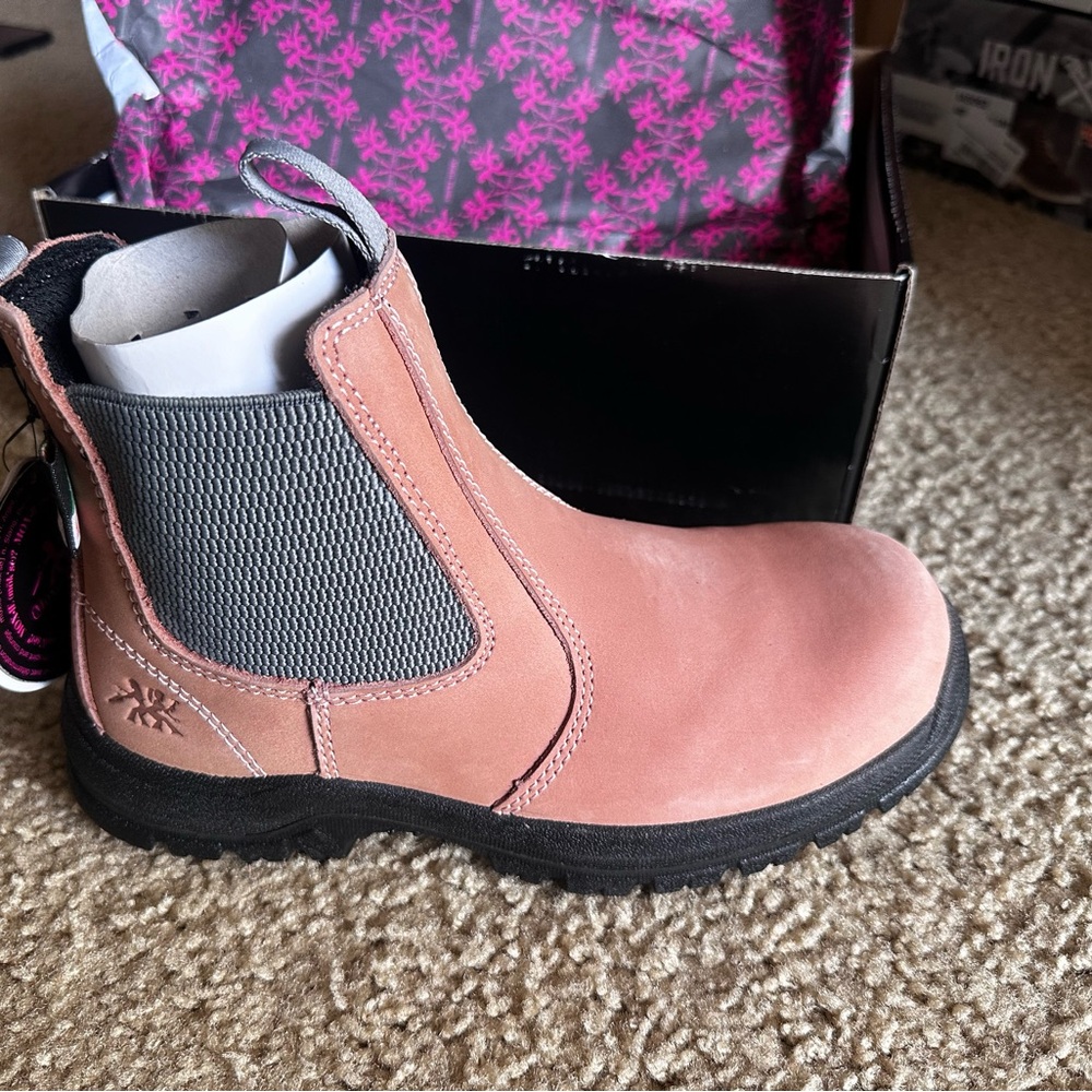Brand new Moxie Trades boots. Toe protection. Very stylish